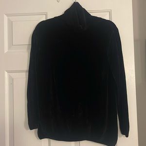 NWOT 525 America chenille turtle neck sweater